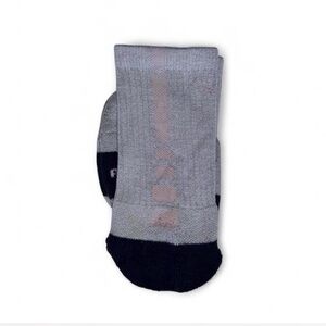 Nike Elite Basketball Crew Socks Boys Small Gray Black Dri-FIT
